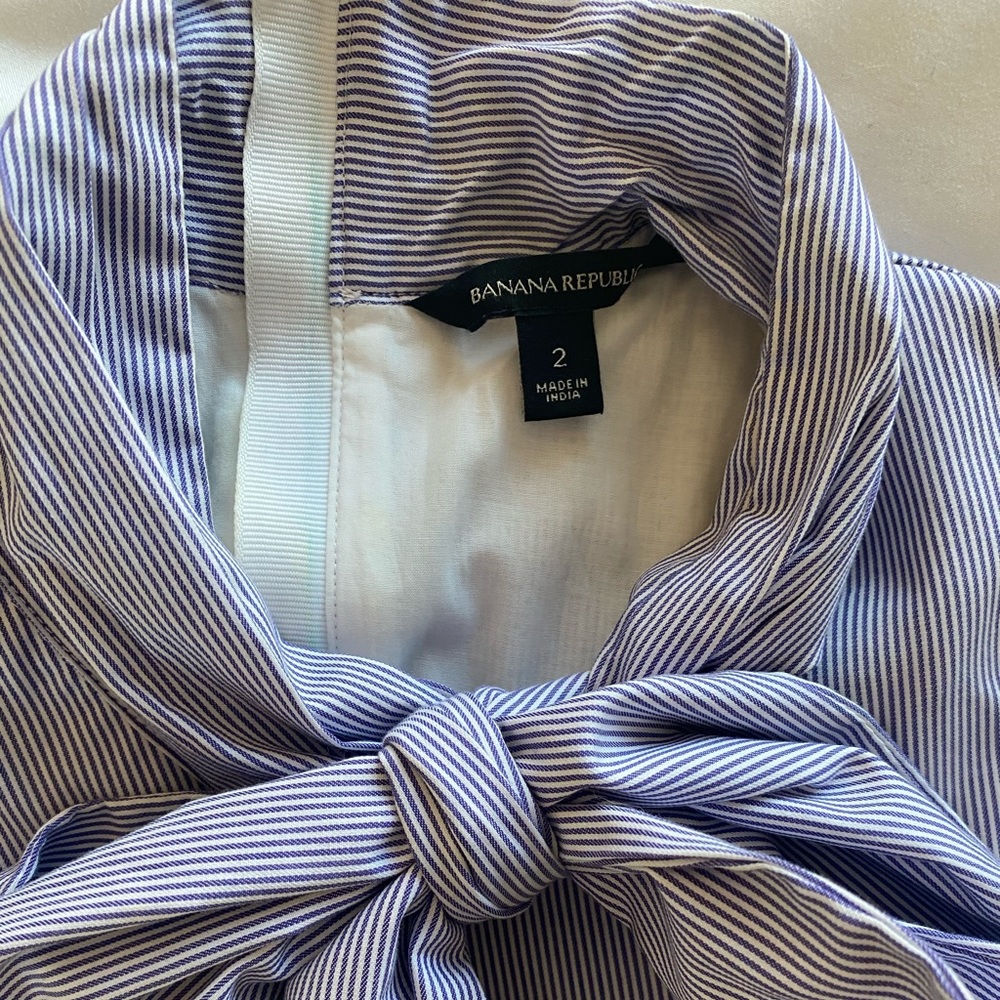 Blue and white bow tie dress — Banana Republic